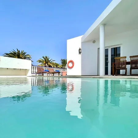 Villa Villa Con Piscina Privada Y Wifi En Puerto Calero *