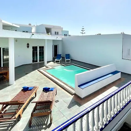 Villa Con Piscina Privada Y Wifi En Puerto Calero Puerto Calero