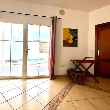 Villa Villa Con Piscina Privada Y Wifi En Puerto Calero Puerto Calero