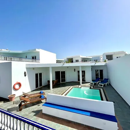 Villa Villa Con Piscina Privada Y Wifi En Puerto Calero Puerto Calero