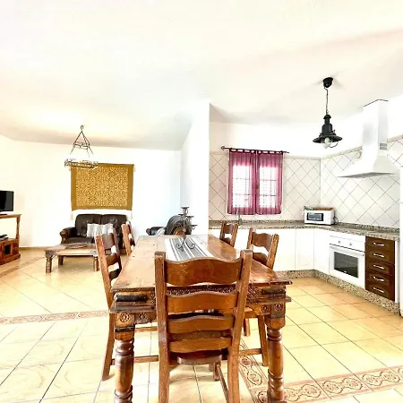 Villa Con Piscina Privada Y Wifi En Puerto Calero Villa